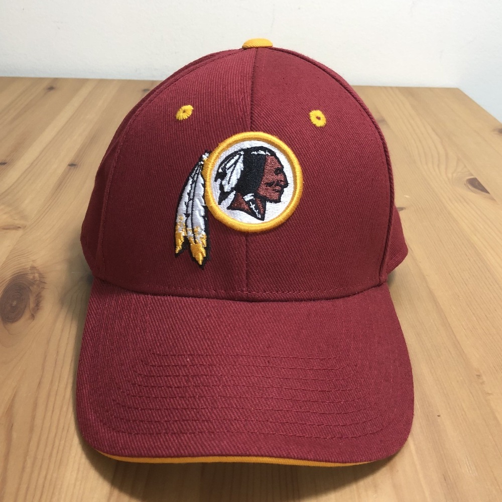 Washington Redskins NFL Team Apparel Embroidered Logo One Size Cap Hat Burgundy